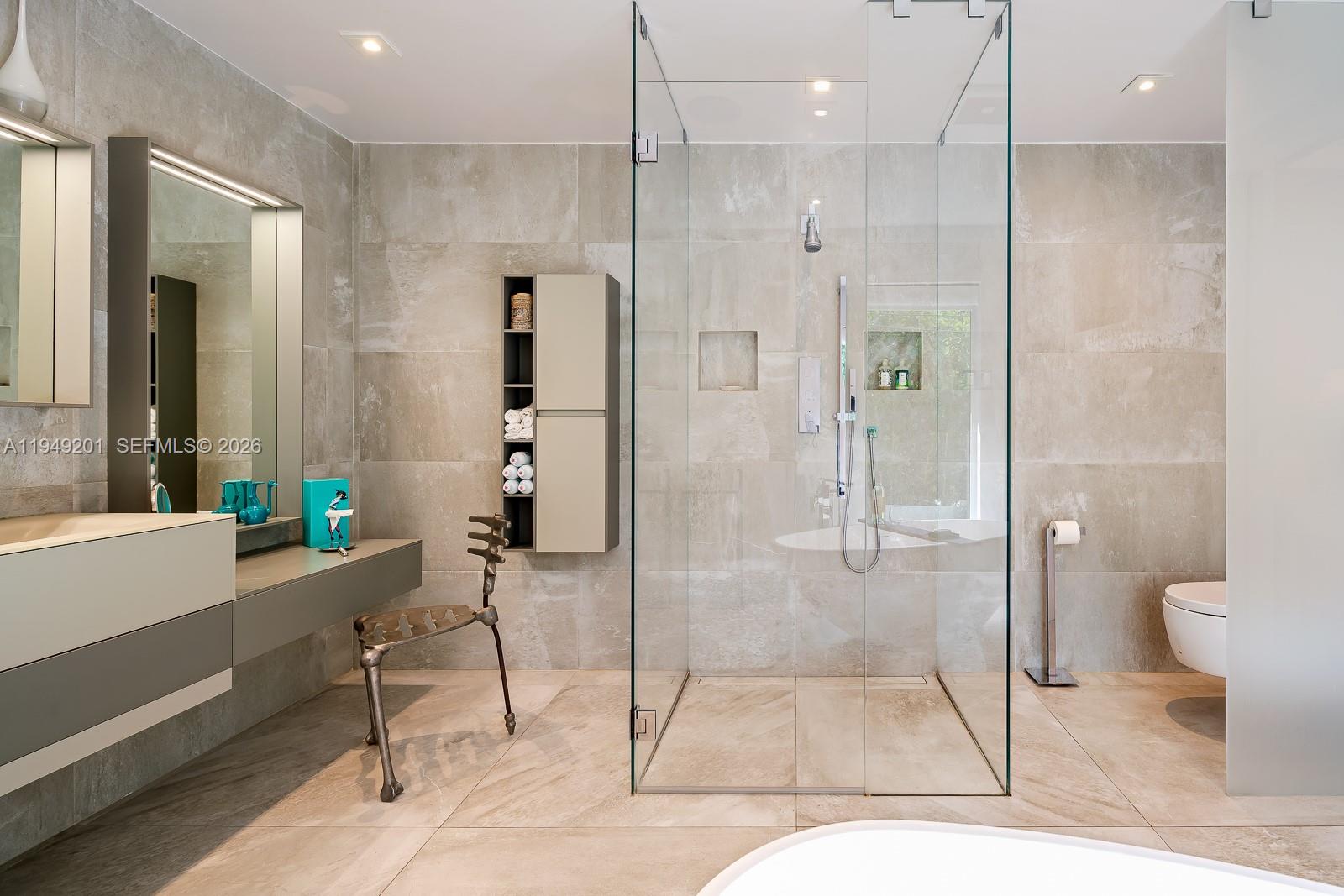 5907 Riviera Dr Coral Gables, FL 33146