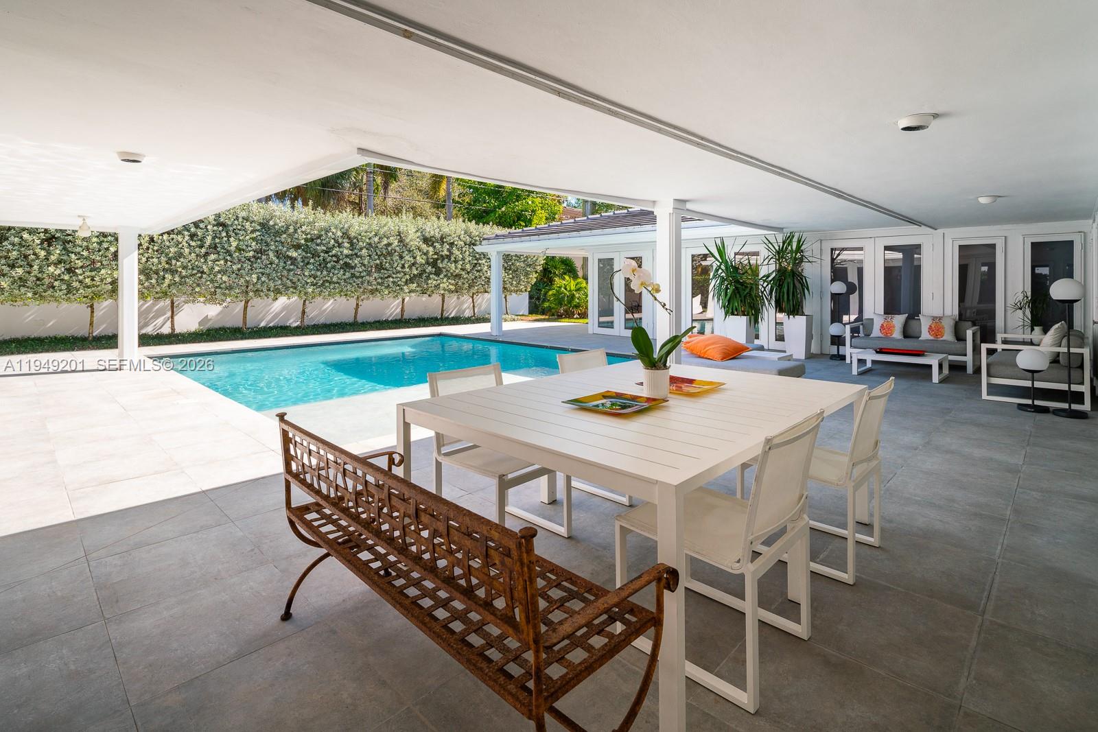 5907 Riviera Dr Coral Gables, FL 33146