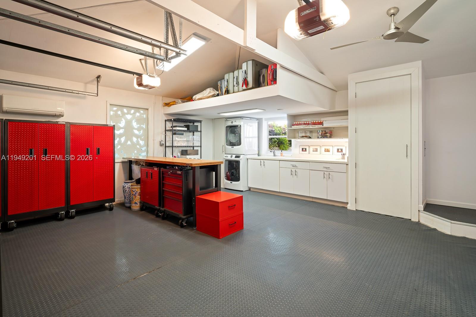 5907 Riviera Dr Coral Gables, FL 33146