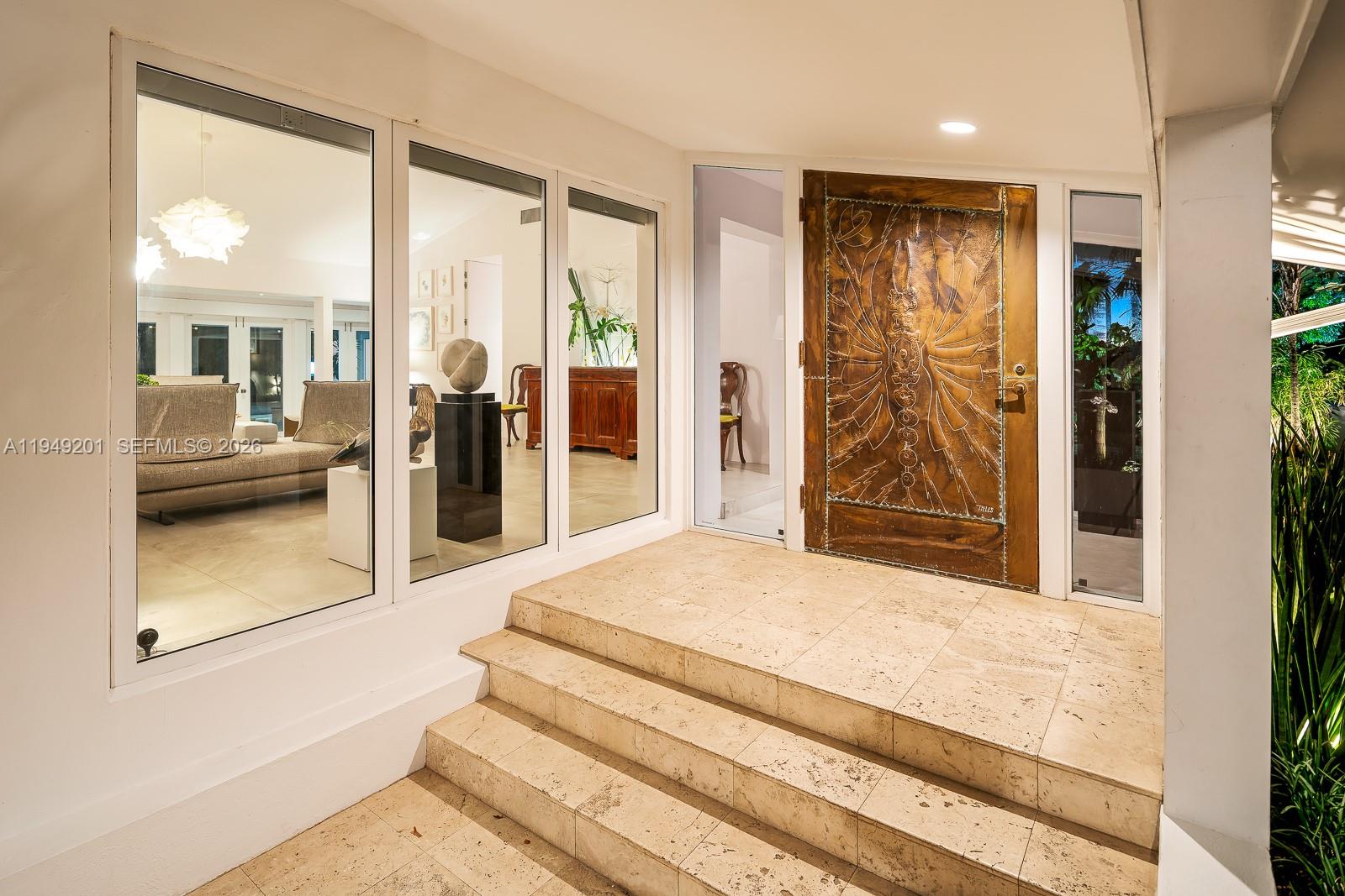 5907 Riviera Dr Coral Gables, FL 33146