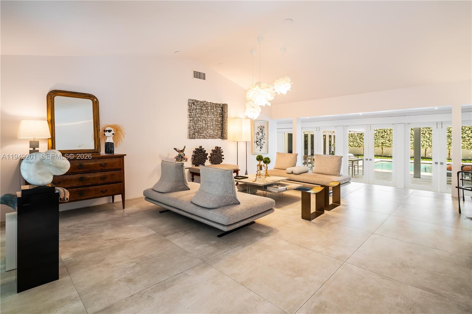 5907 Riviera Dr Coral Gables, FL 33146