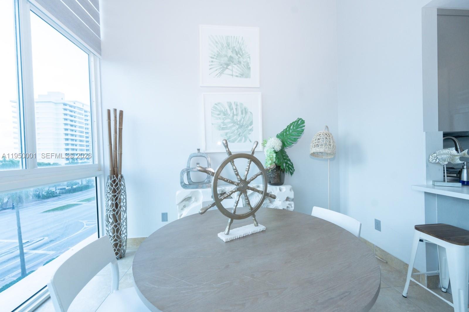 5445 Collins Ave #BAY21 Miami Beach, FL 33140