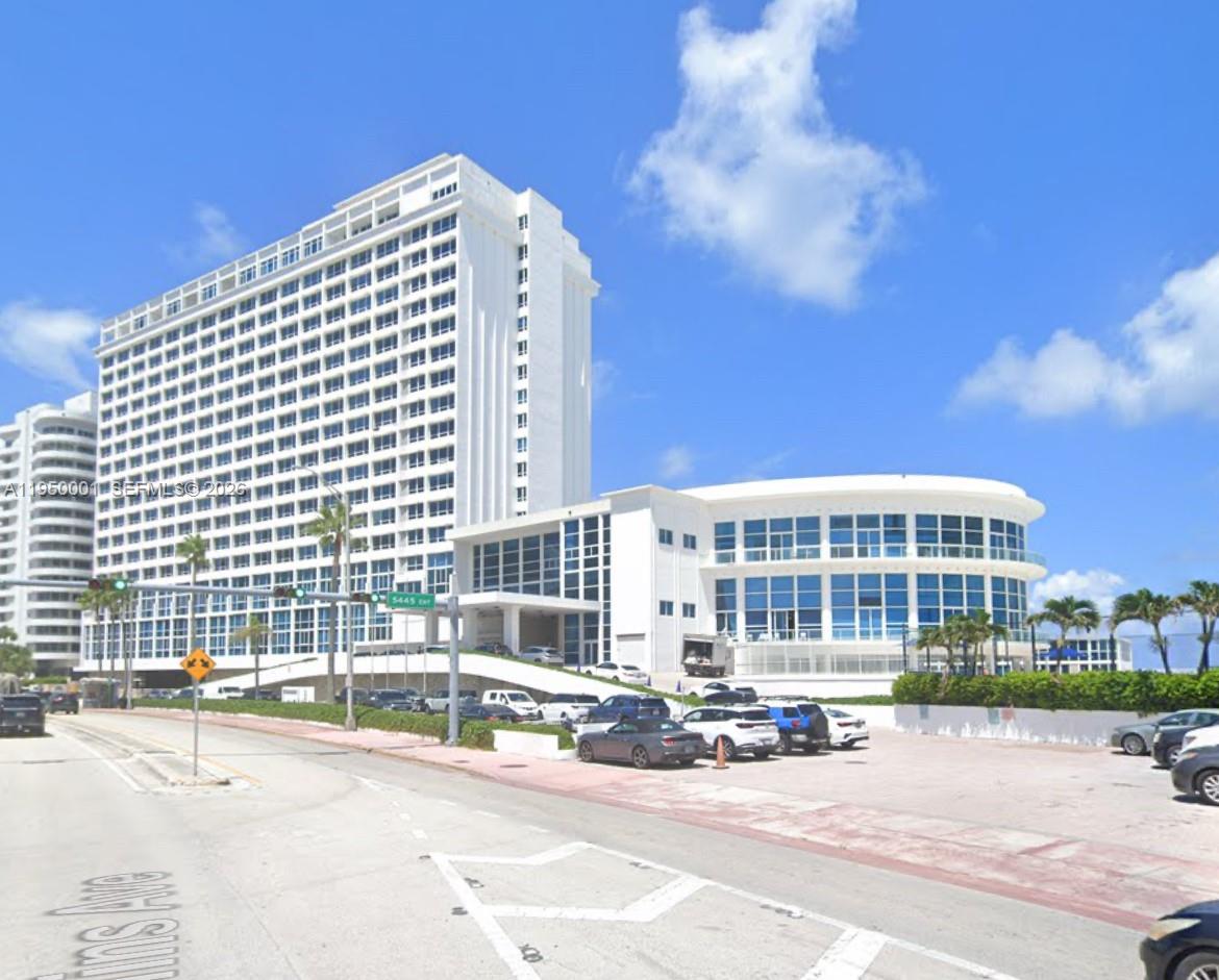 5445 Collins Ave #BAY21 Miami Beach, FL 33140