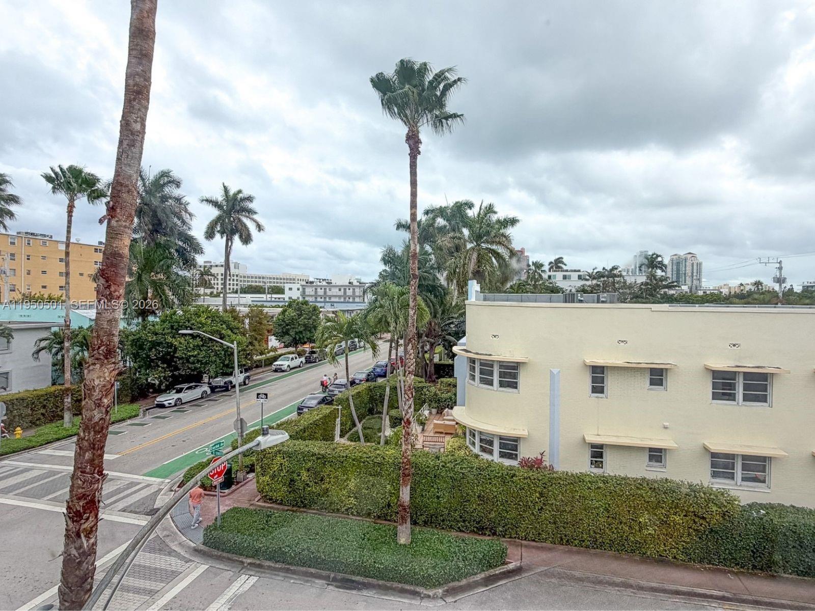 802 Euclid Ave #301 Miami Beach, FL 33139