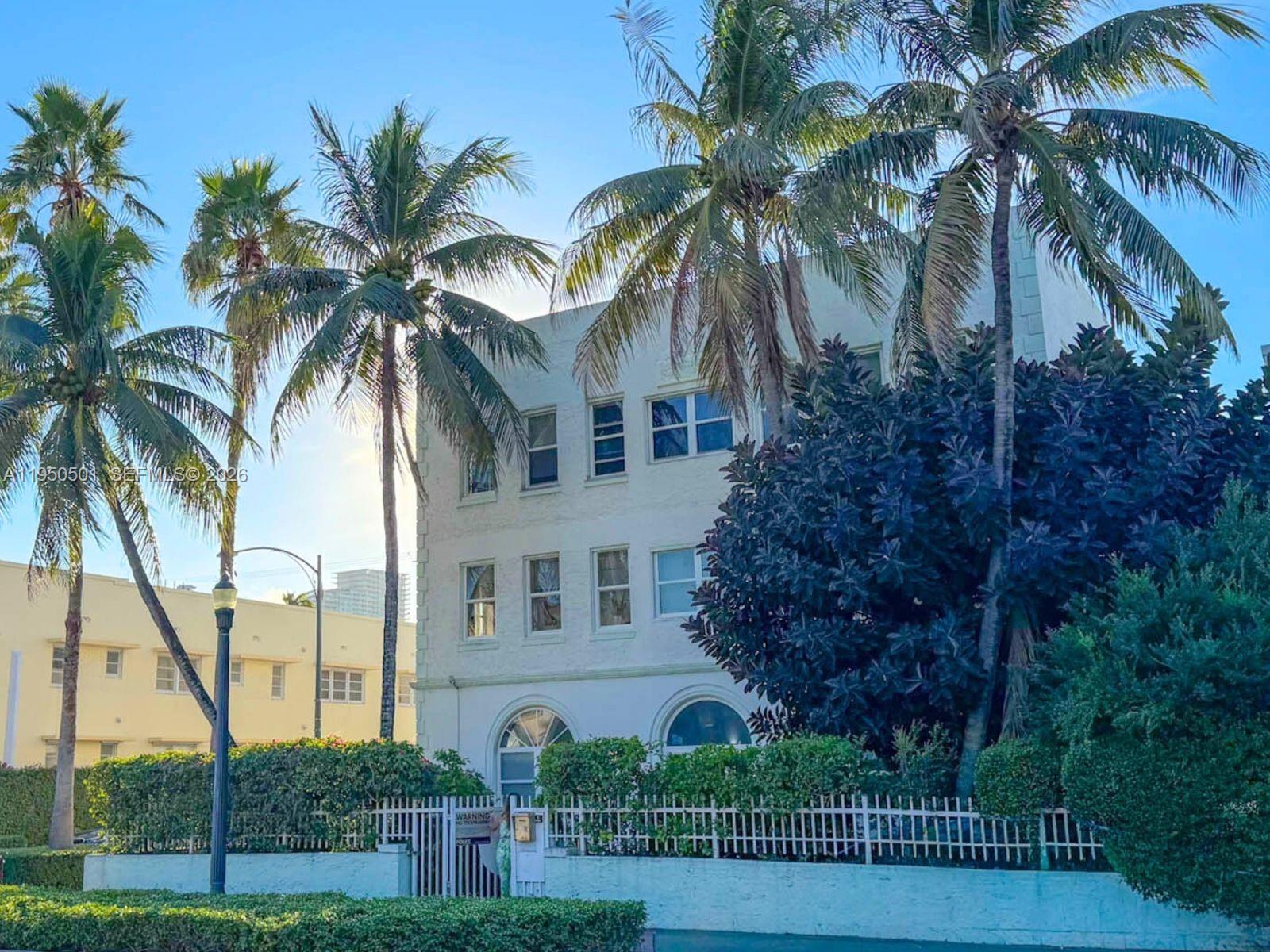 802 Euclid Ave #301 Miami Beach, FL 33139