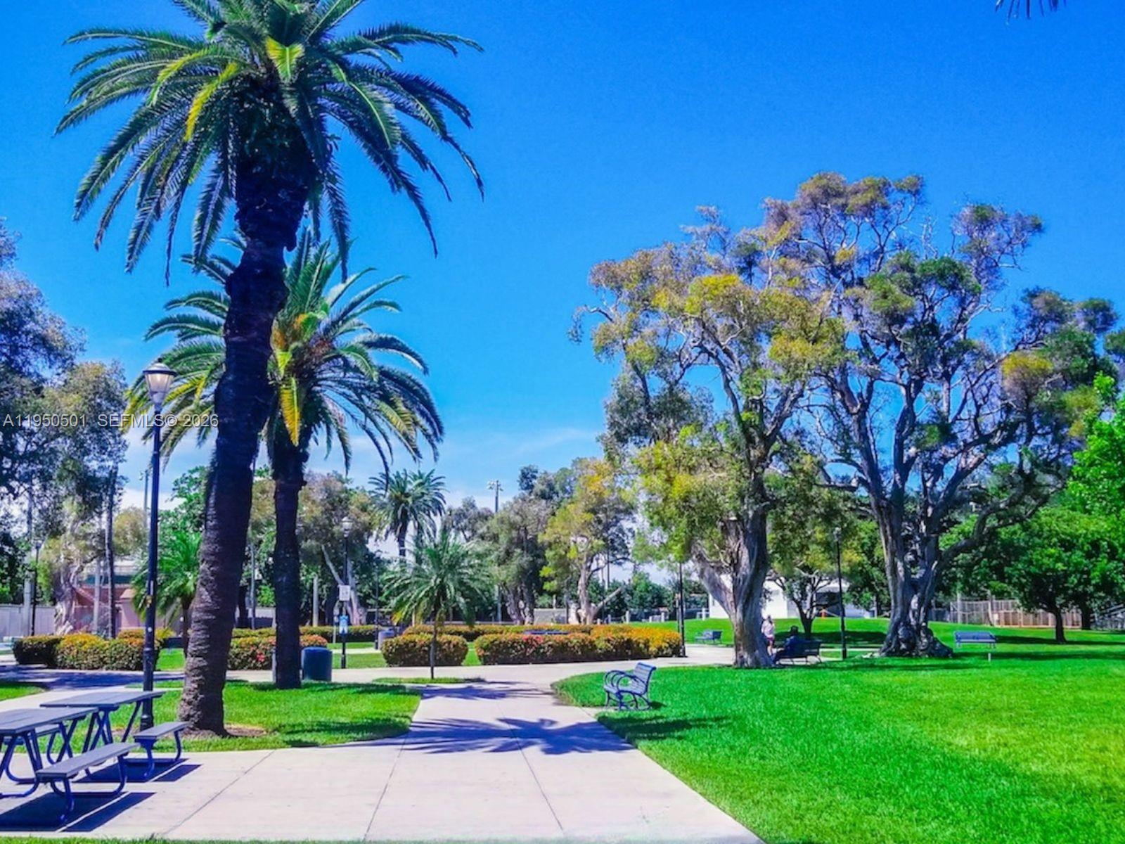 802 Euclid Ave #301 Miami Beach, FL 33139