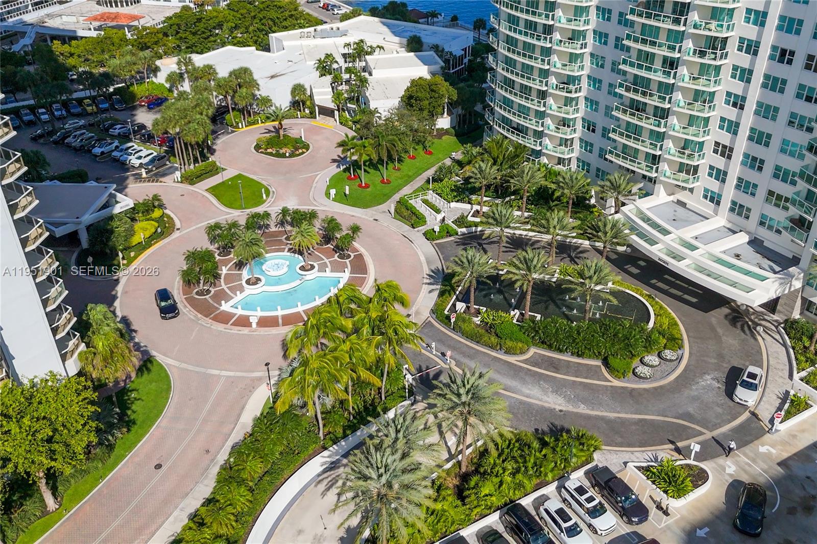 image Hamptons South30