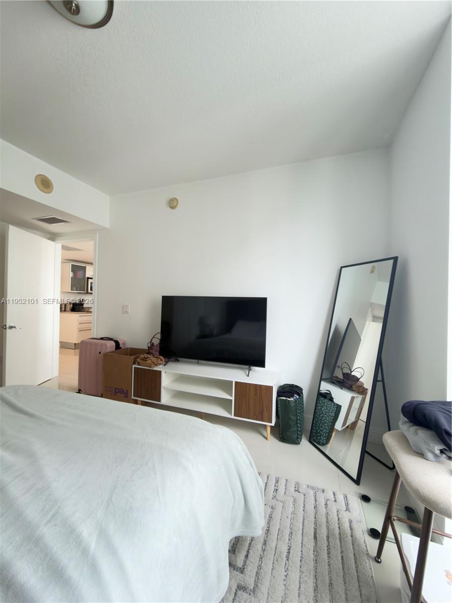 image Latitude on the River10