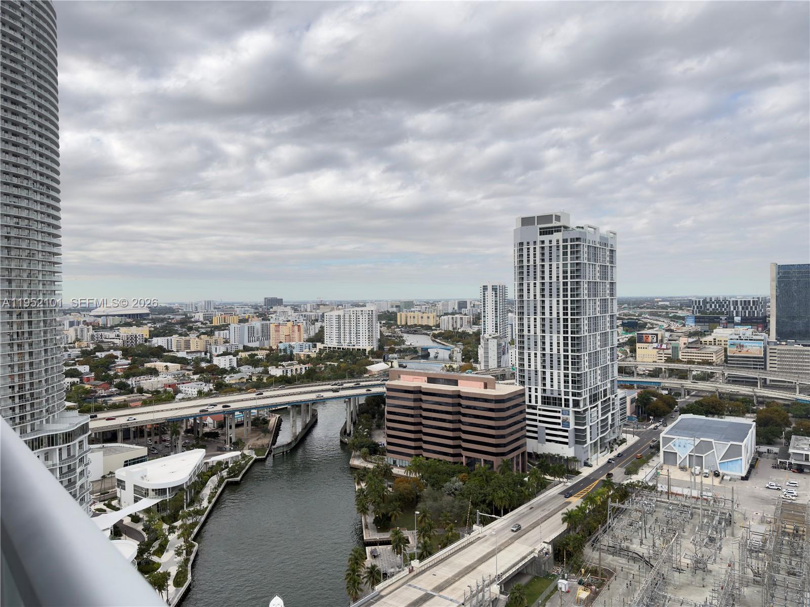 image Latitude on the River18