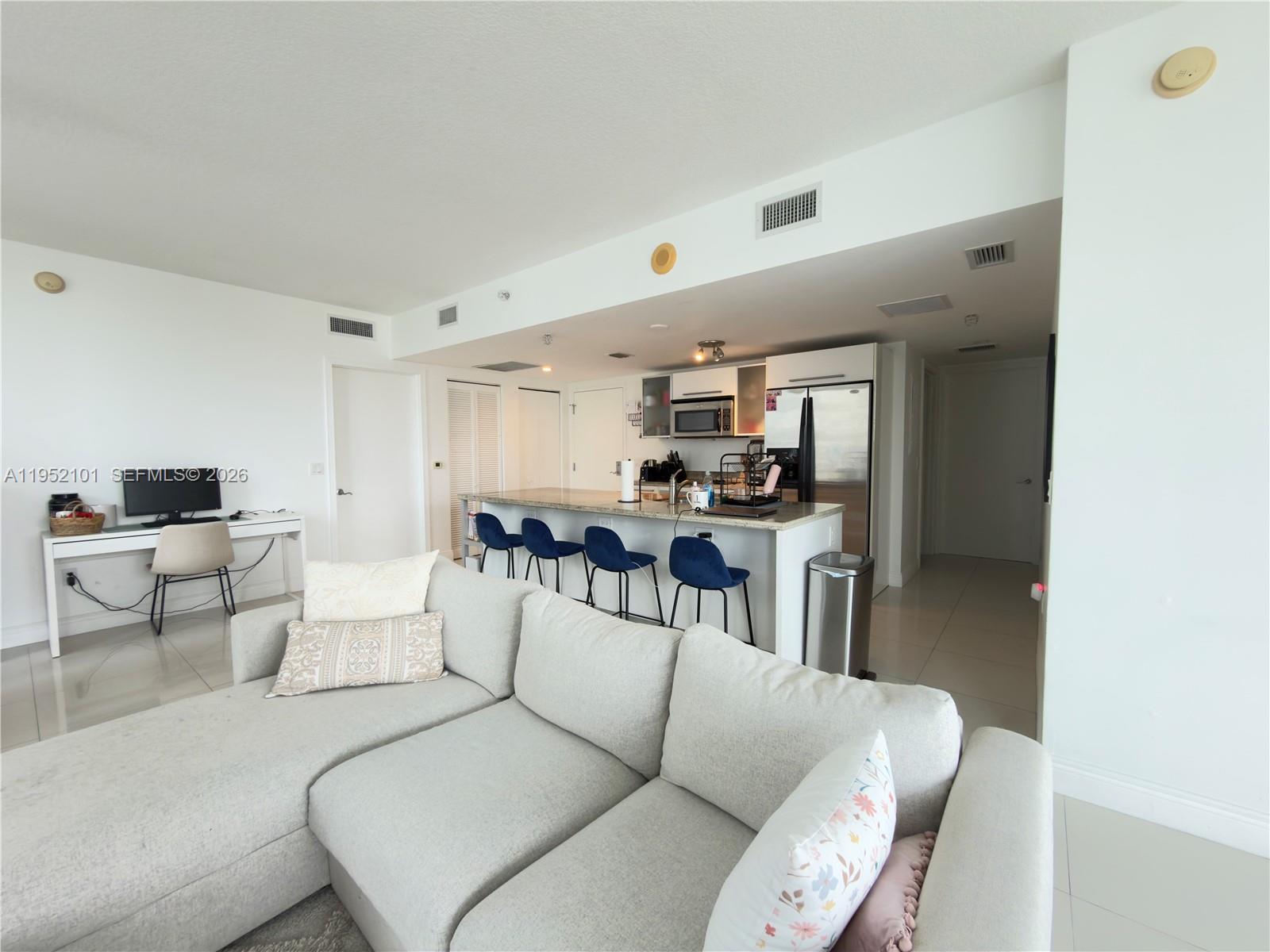 image Latitude on the River2