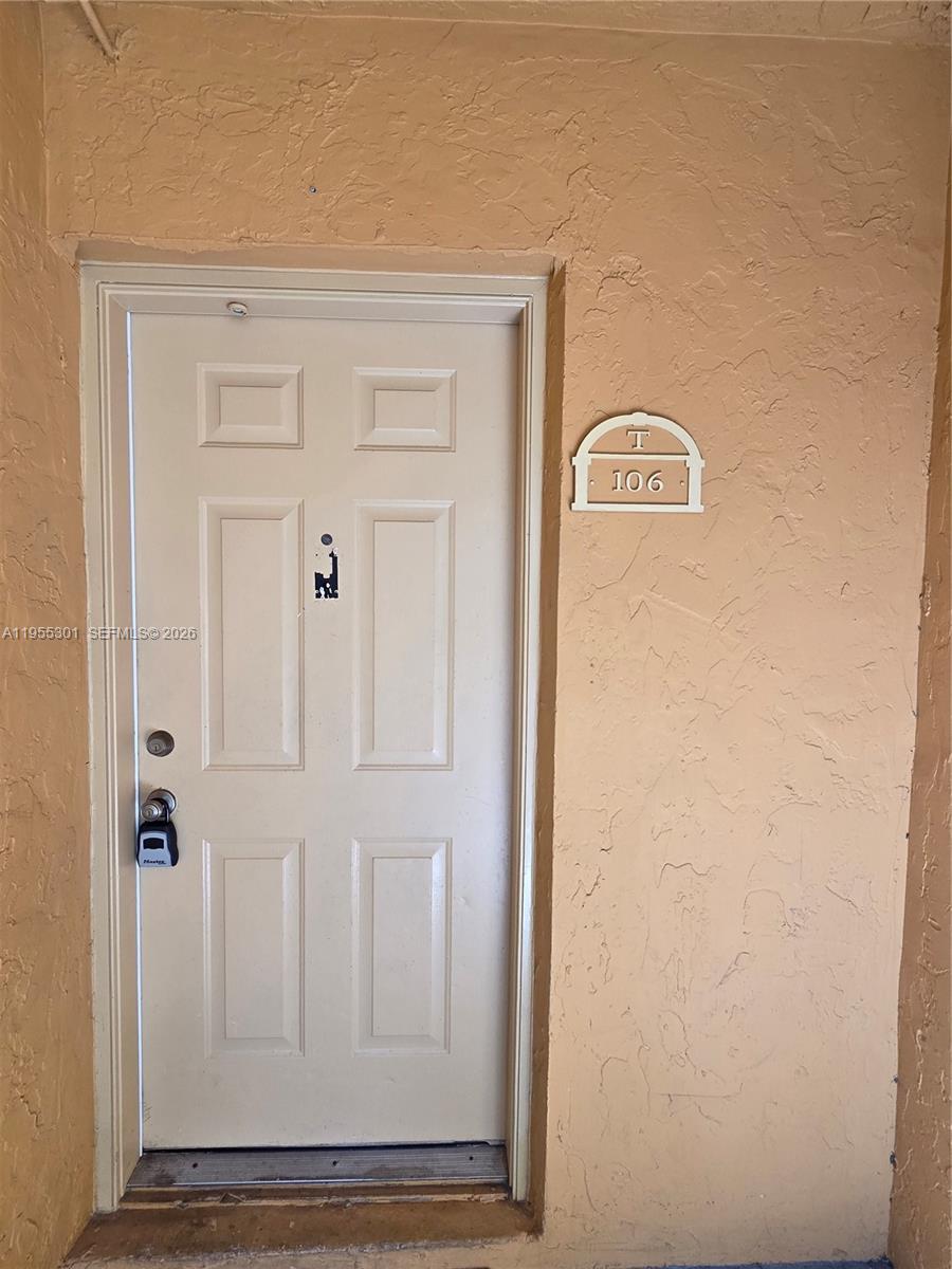 17901 NW 68th Ave #T106 Hialeah, FL 33015