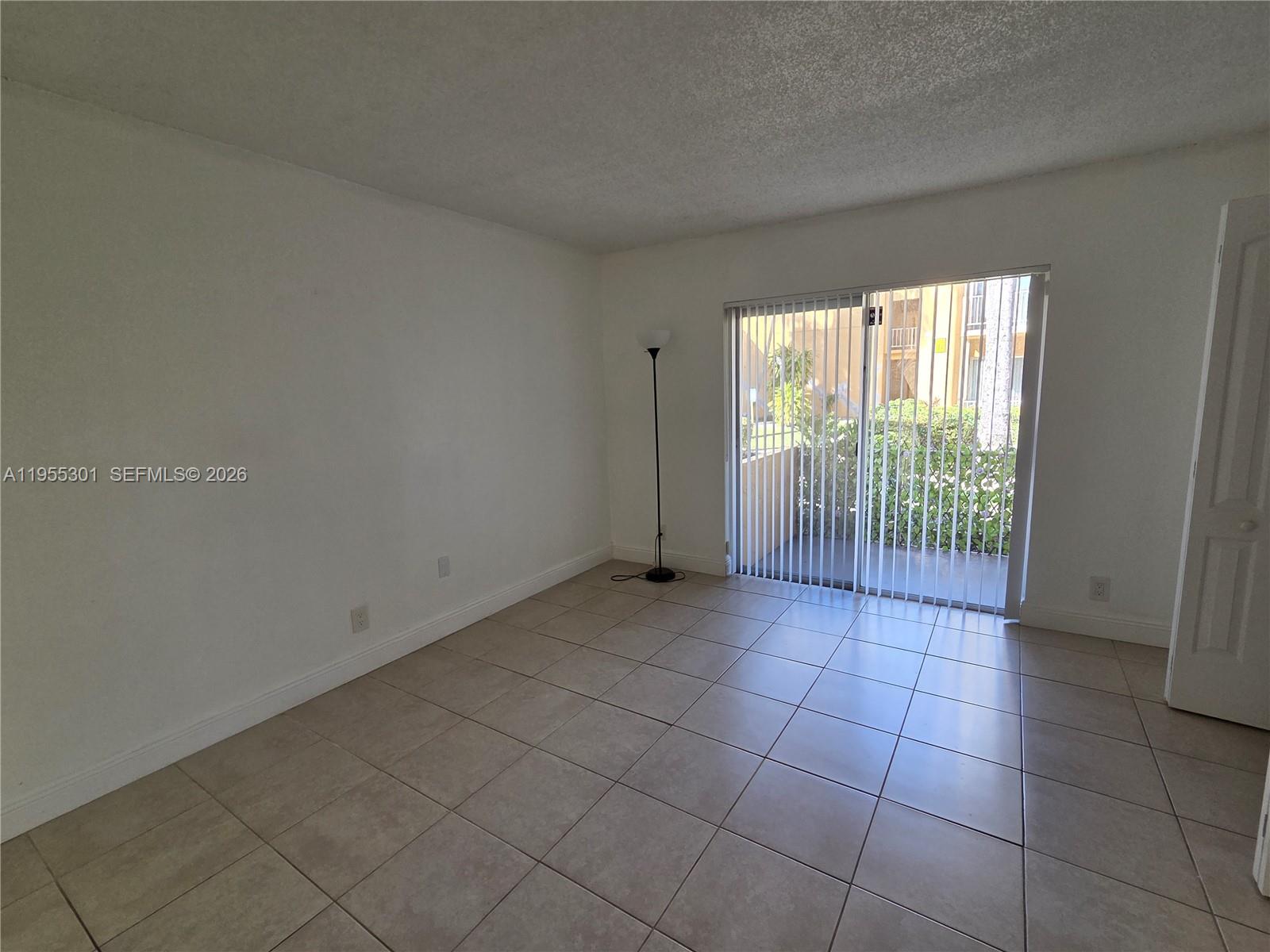 17901 NW 68th Ave #T106 Hialeah, FL 33015