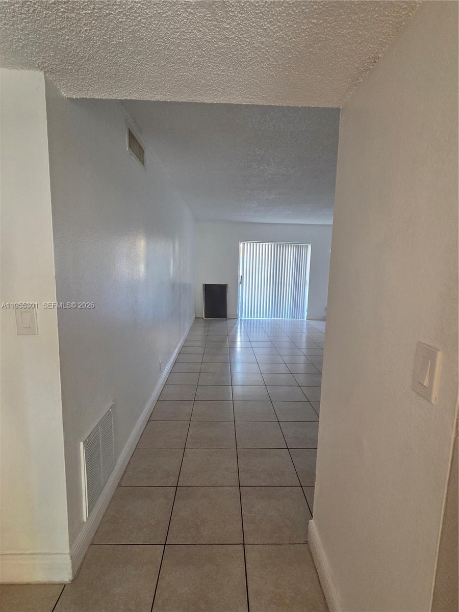 17901 NW 68th Ave #T106 Hialeah, FL 33015