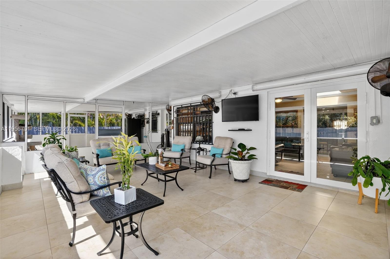 9410 SW 42nd St Miami, FL 33165