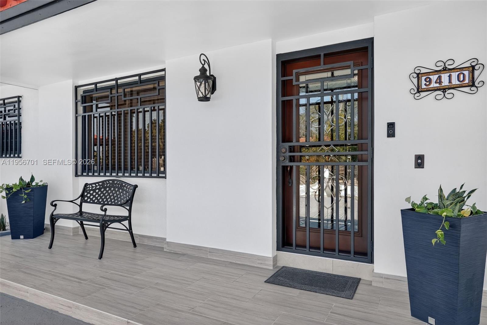 9410 SW 42nd St Miami, FL 33165