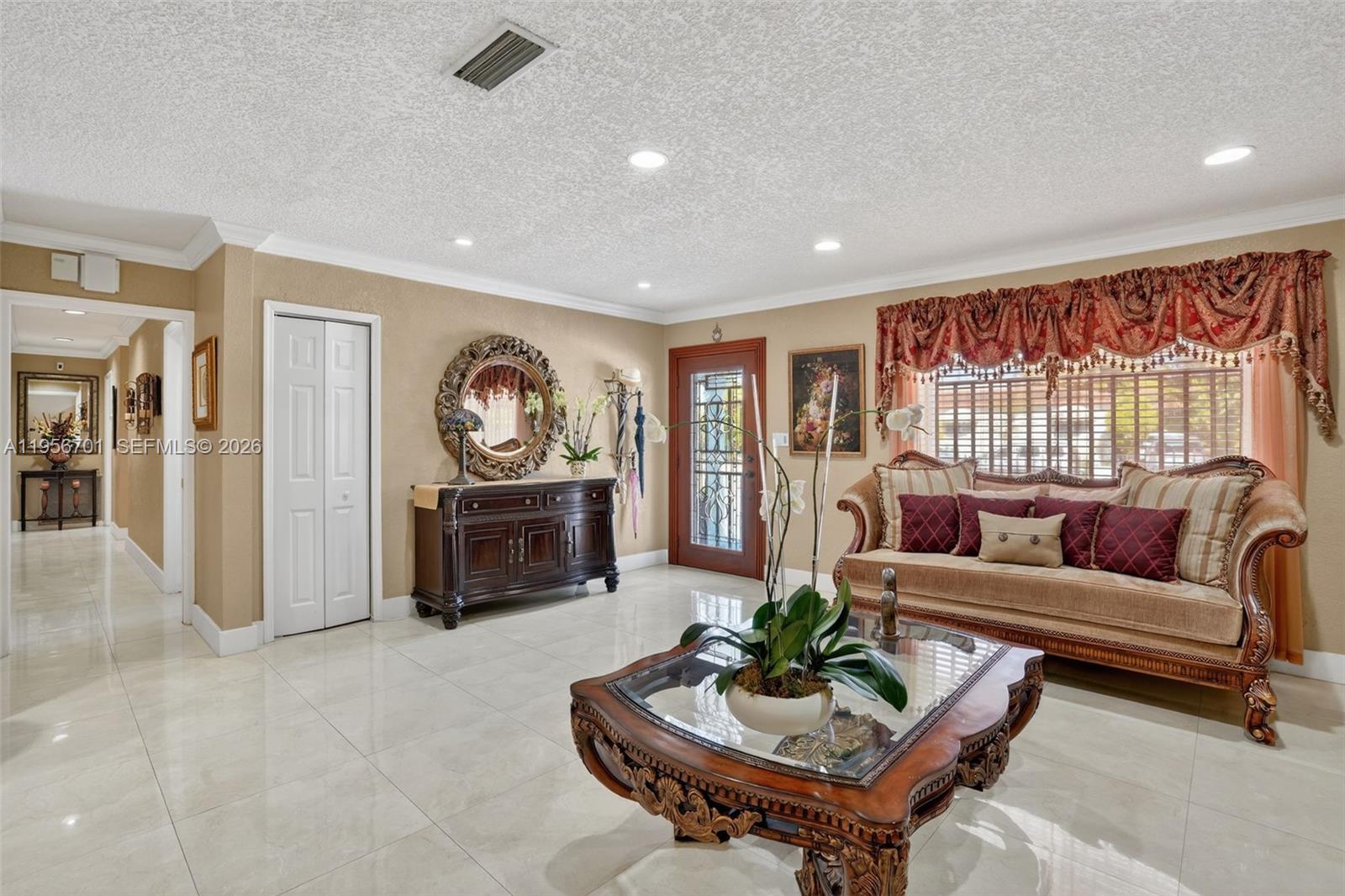 9410 SW 42nd St Miami, FL 33165