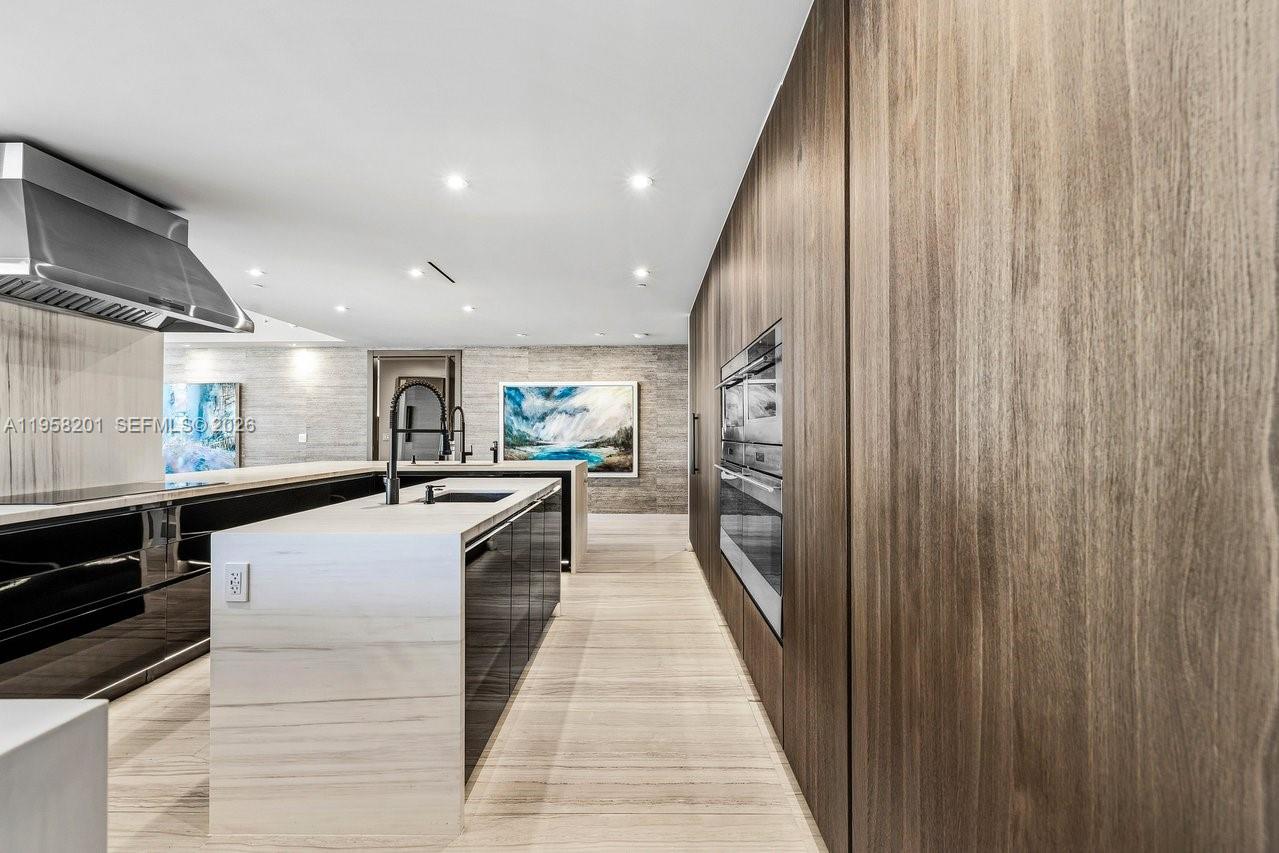 2200 N Ocean Blvd #S1704/05 Fort Lauderdale, FL 33305