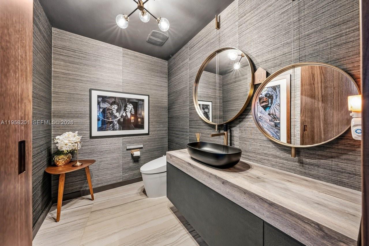 2200 N Ocean Blvd #S1704/05 Fort Lauderdale, FL 33305