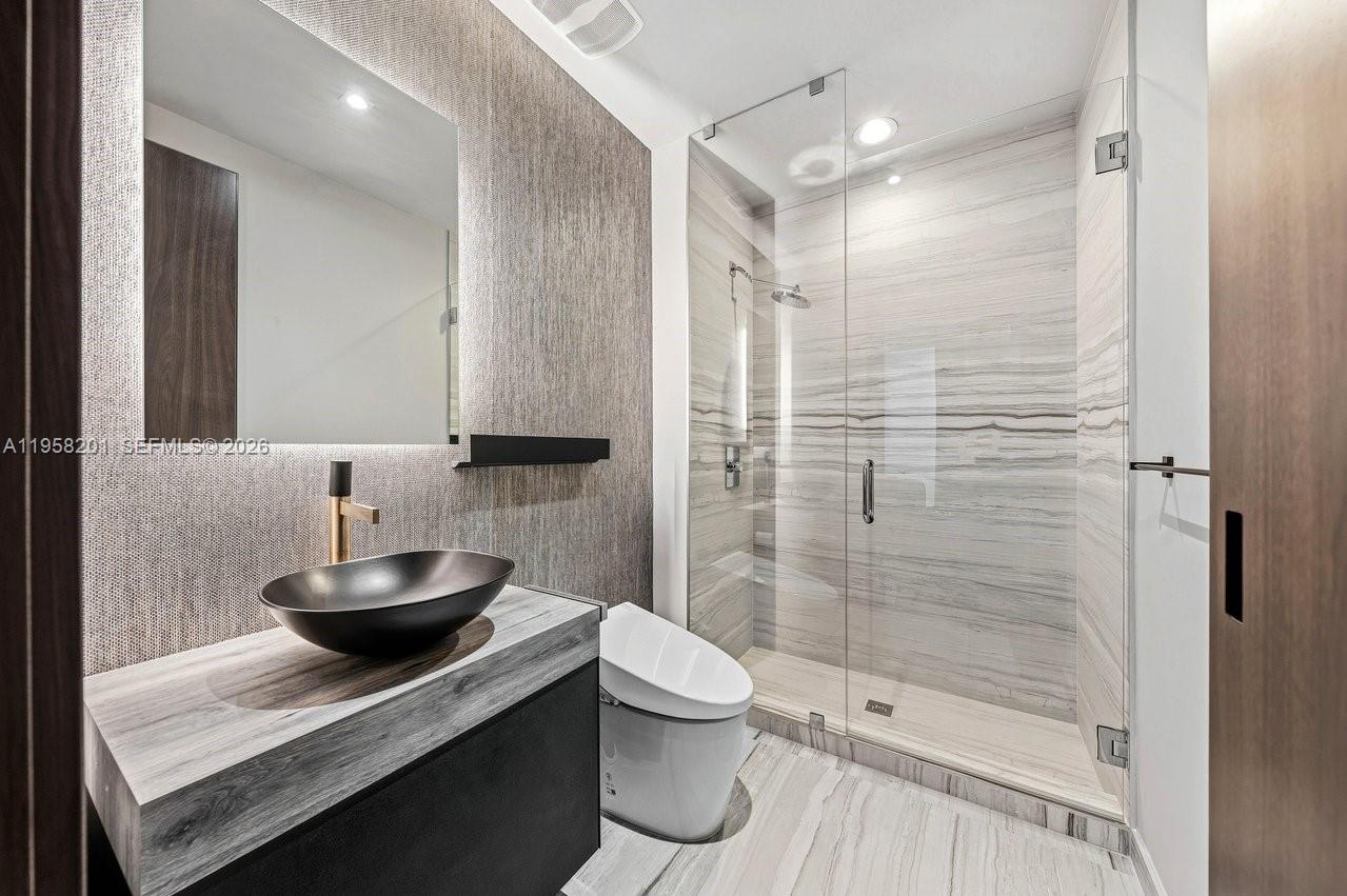 2200 N Ocean Blvd #S1704/05 Fort Lauderdale, FL 33305