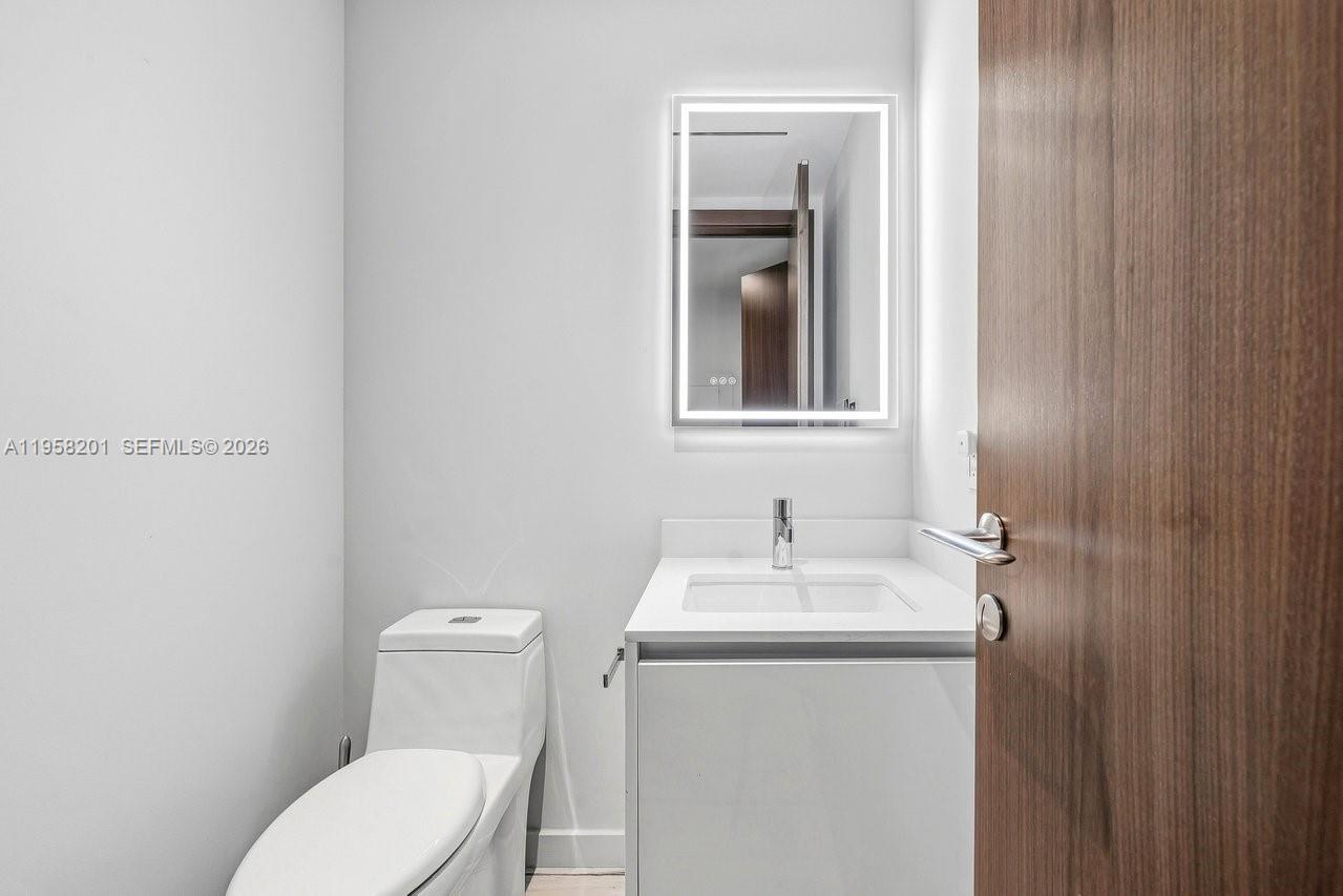 2200 N Ocean Blvd #S1704/05 Fort Lauderdale, FL 33305