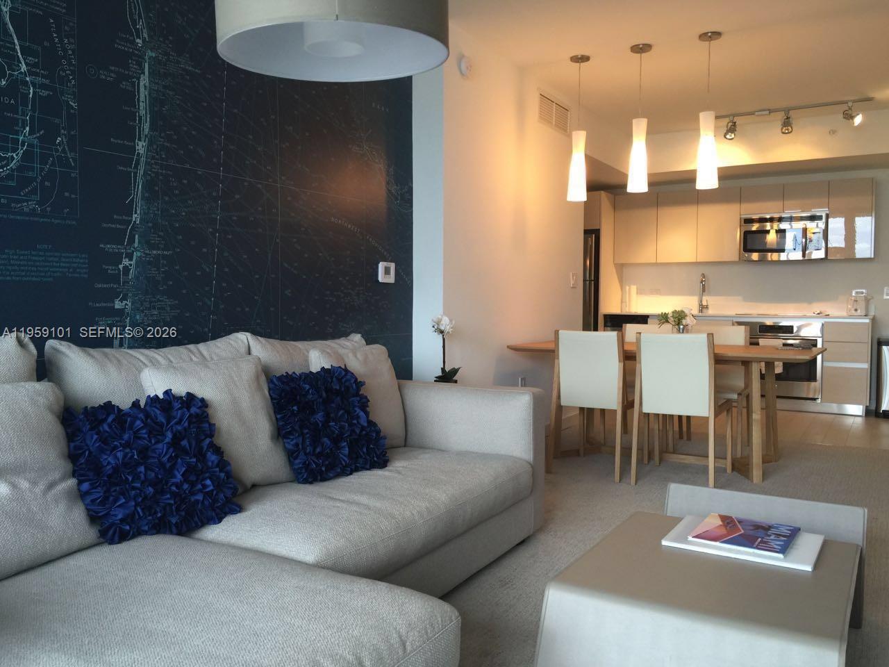 image Beachwalk Condominium12