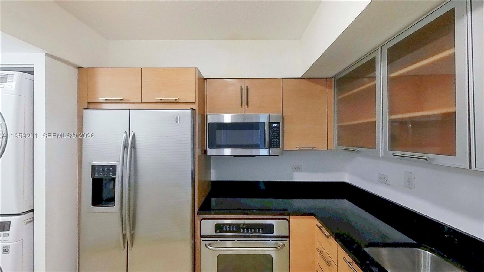 31 SE 5th St #2408 Miami, FL 33131