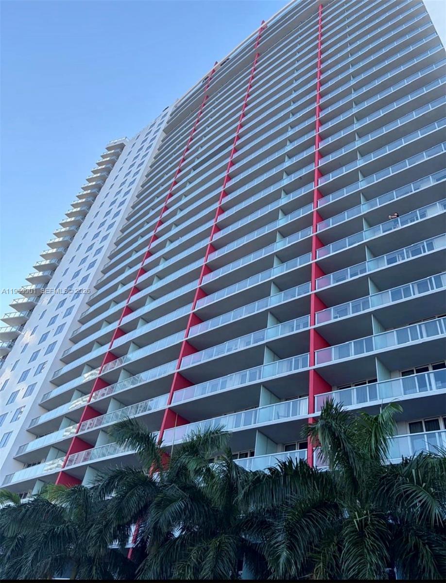 image Beachwalk Condominium1