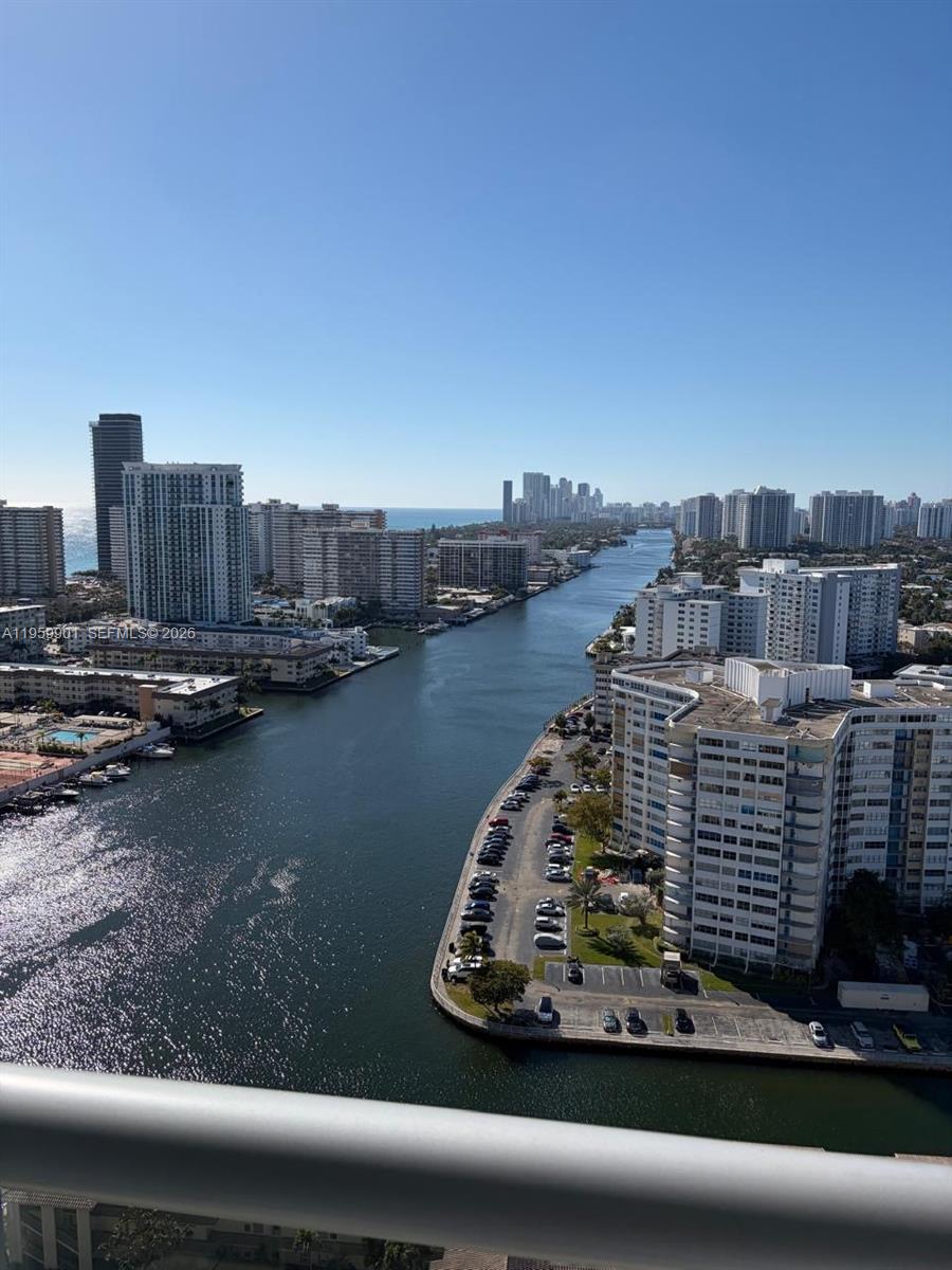 image Beachwalk Condominium4