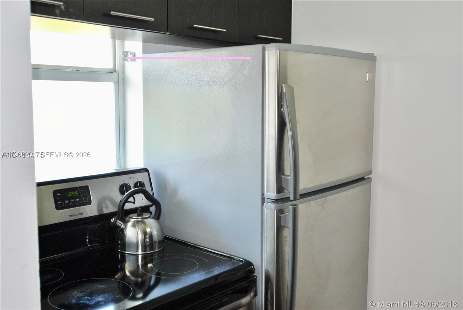 61 Collins Ave #402 Miami Beach, FL 33139