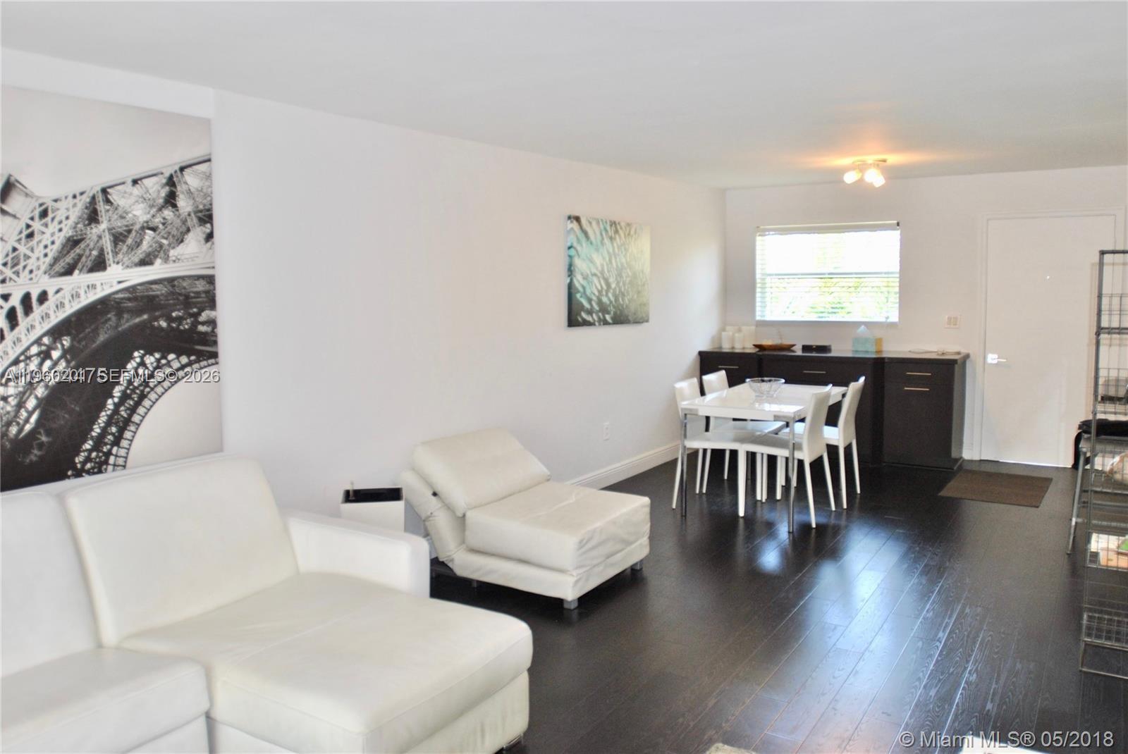 61 Collins Ave #402 Miami Beach, FL 33139