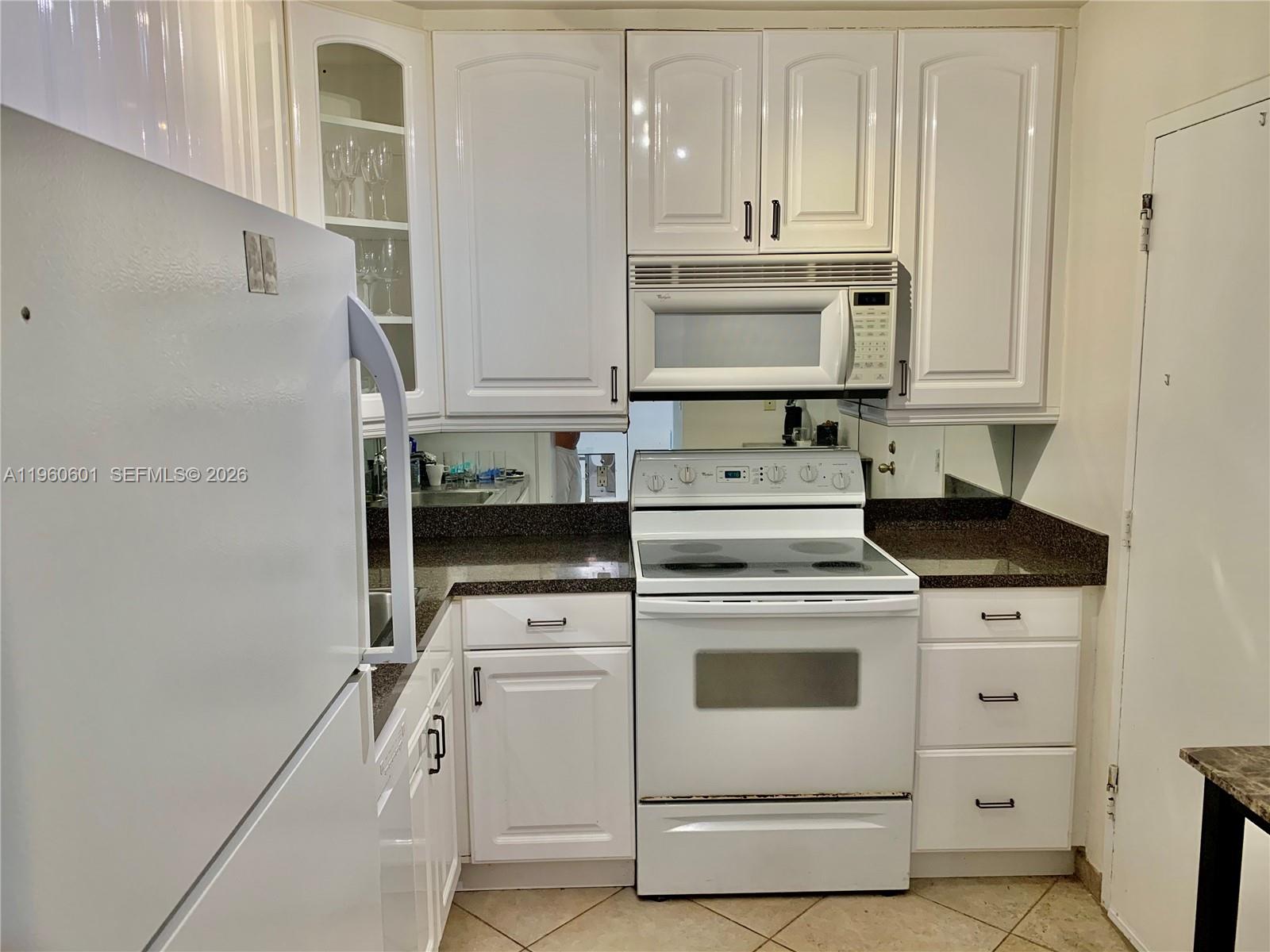 image South Bay Club13