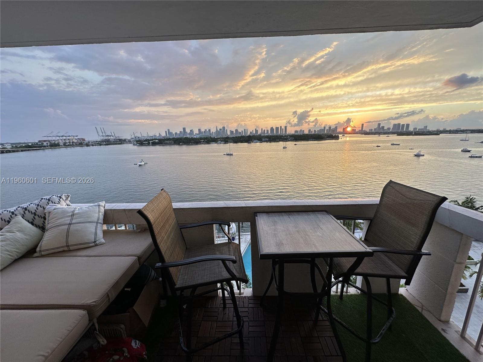 image South Bay Club8