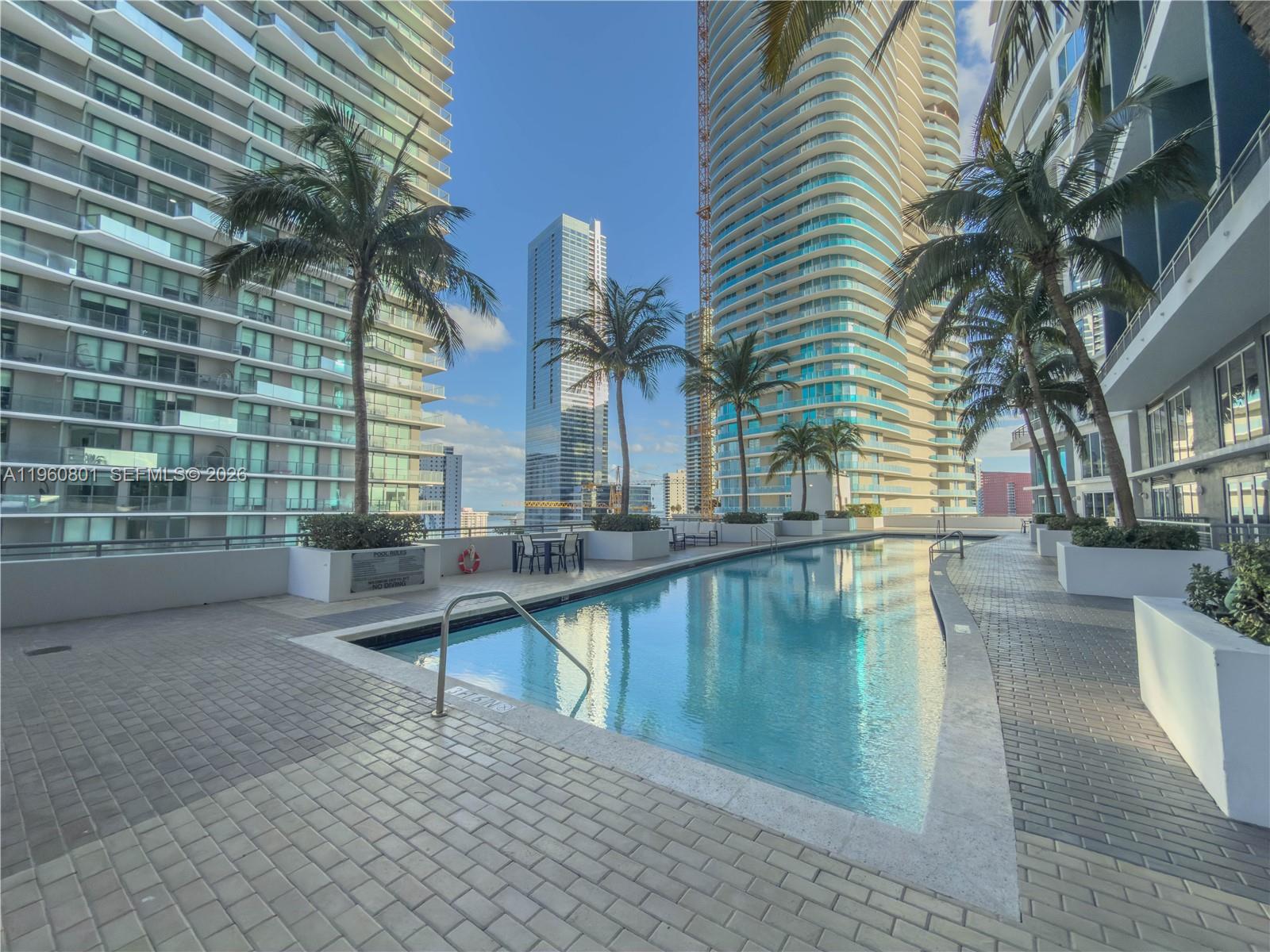 image Infinity at Brickell18