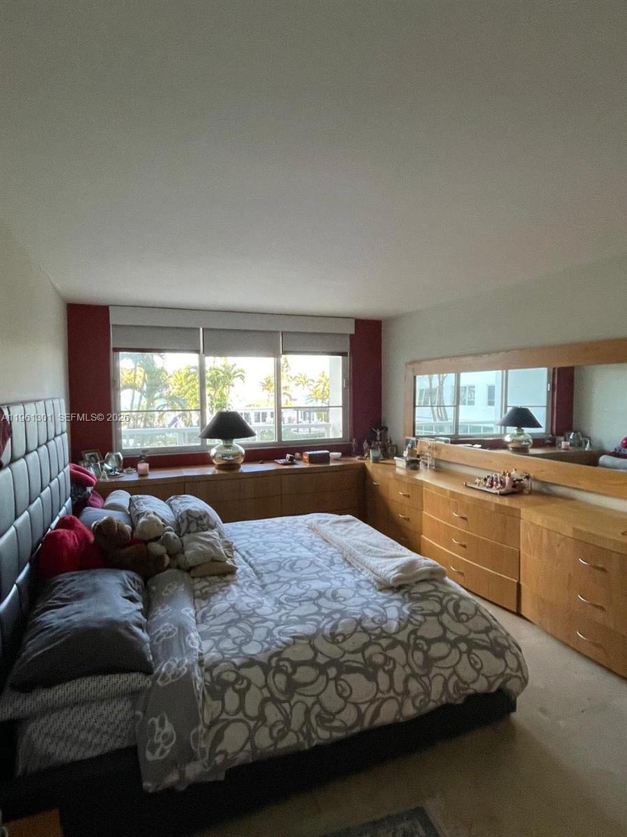 5005 Collins Ave #212 Miami Beach, FL 33140