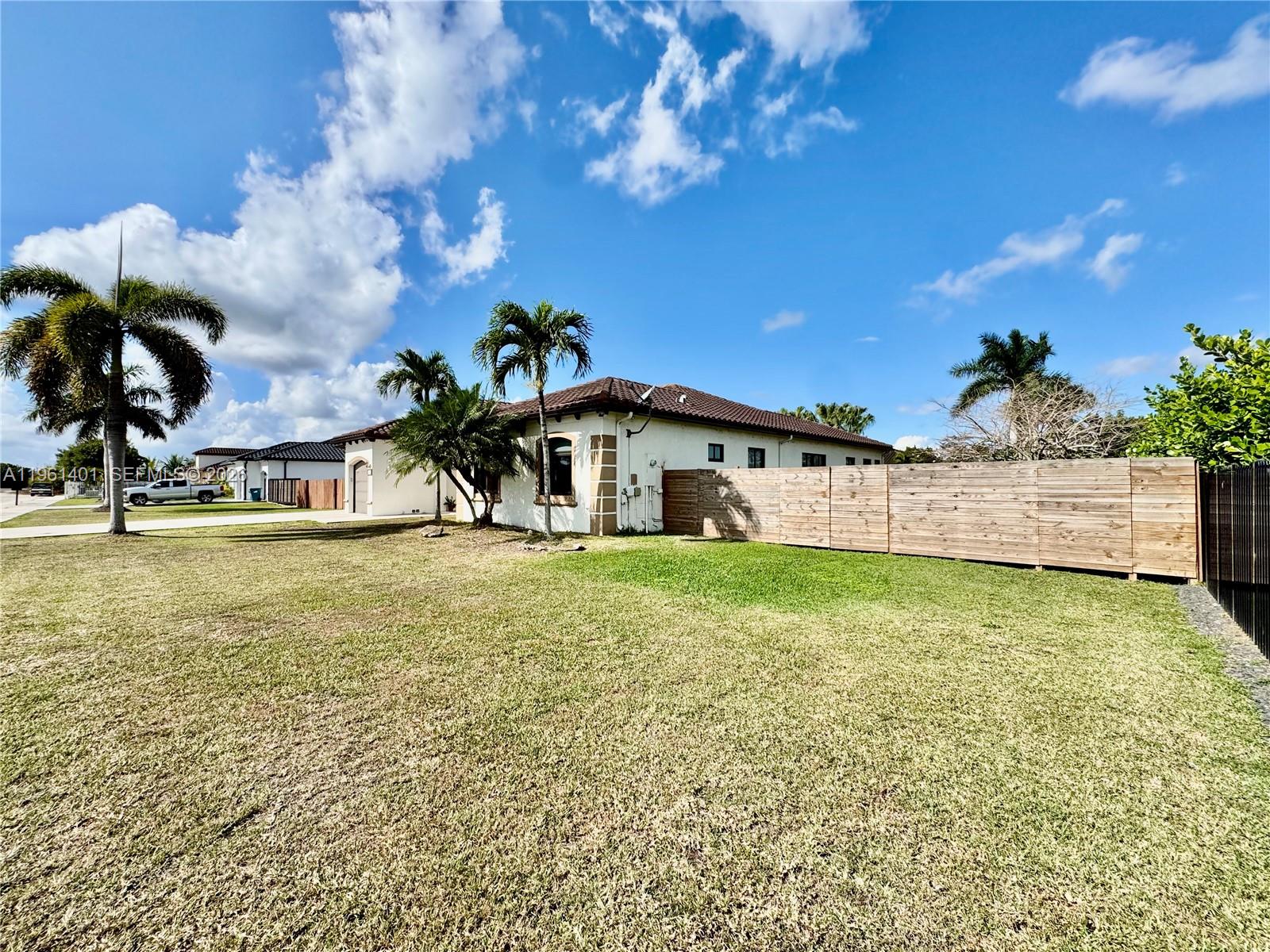 20449 SW 328th St Homestead, FL 33030