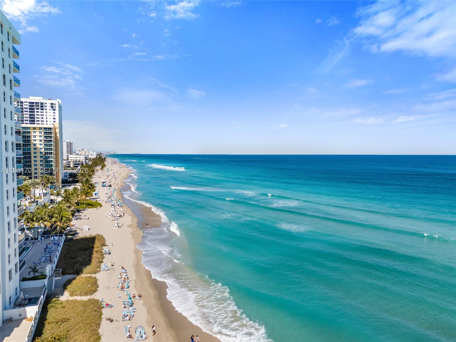 800 Parkview Dr #729 Hallandale Beach, FL 33009