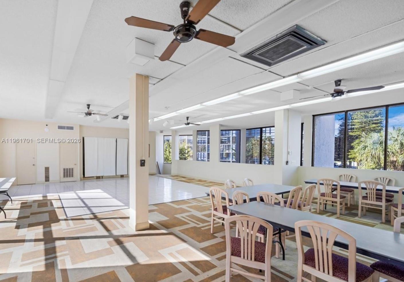 800 Parkview Dr #729 Hallandale Beach, FL 33009