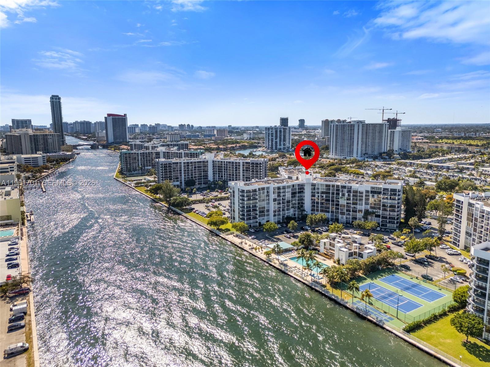 800 Parkview Dr #729 Hallandale Beach, FL 33009