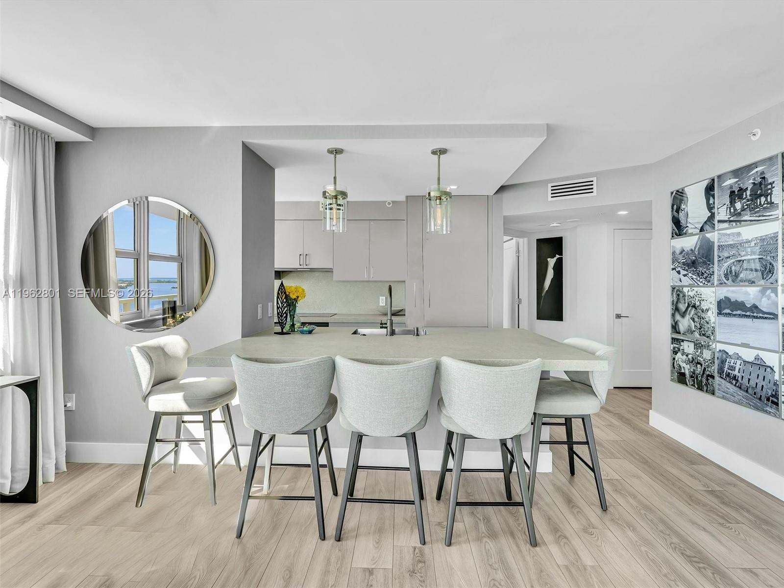 image The Mark on Brickell8