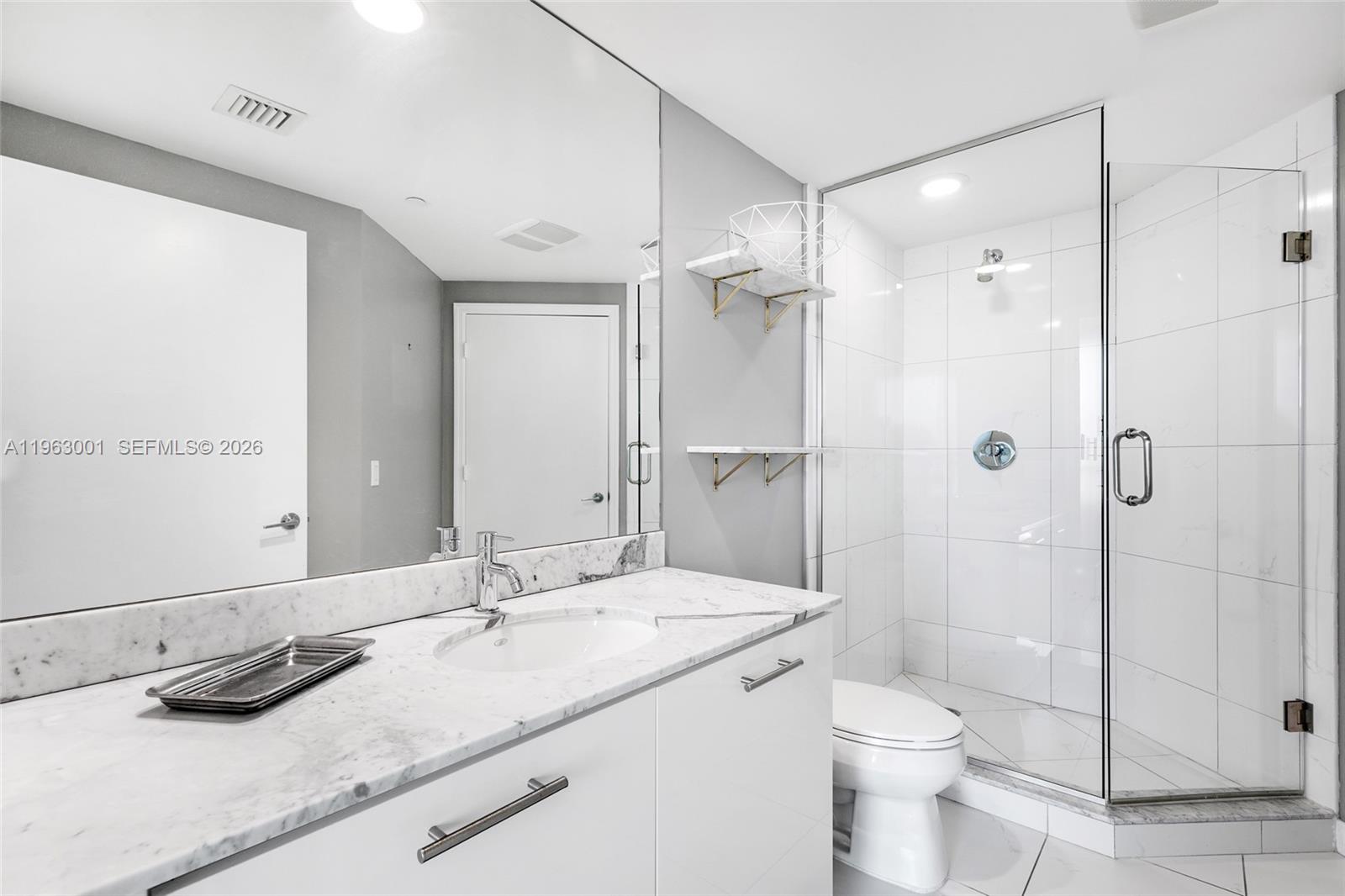 image 500 Brickell West12