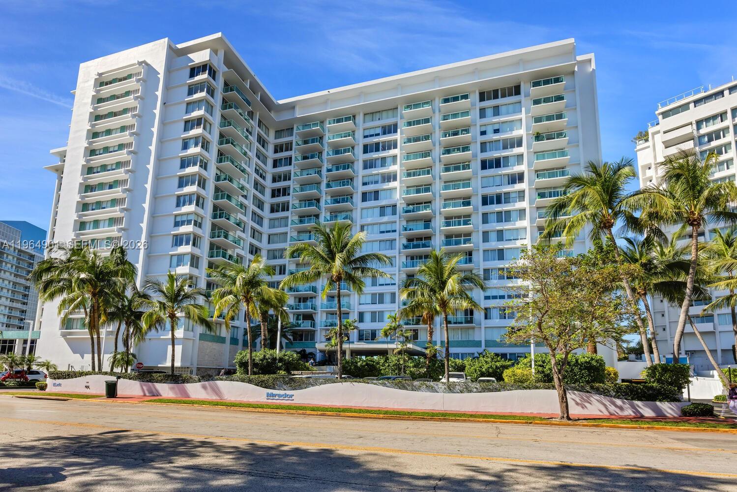 image Mirador 1000 (South Tower)13