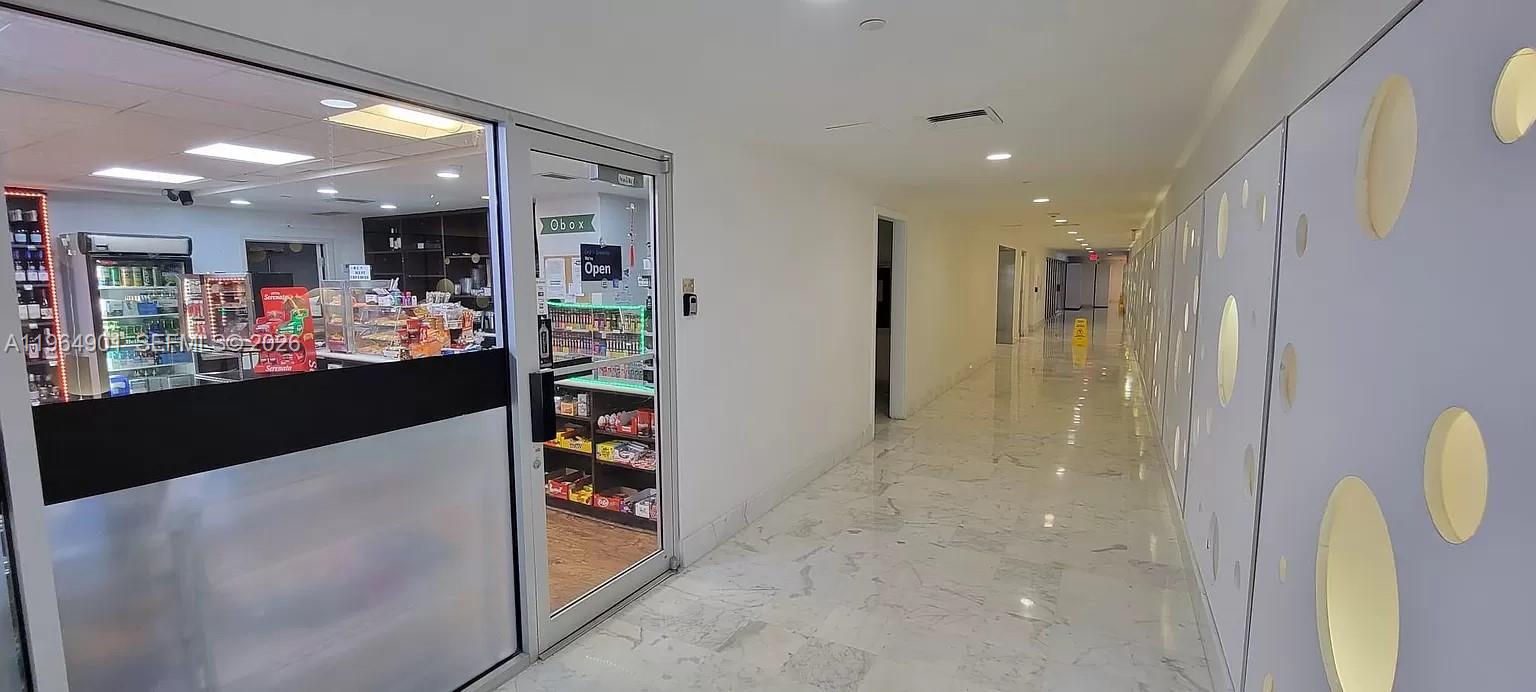 image Mirador 1000 (South Tower)15