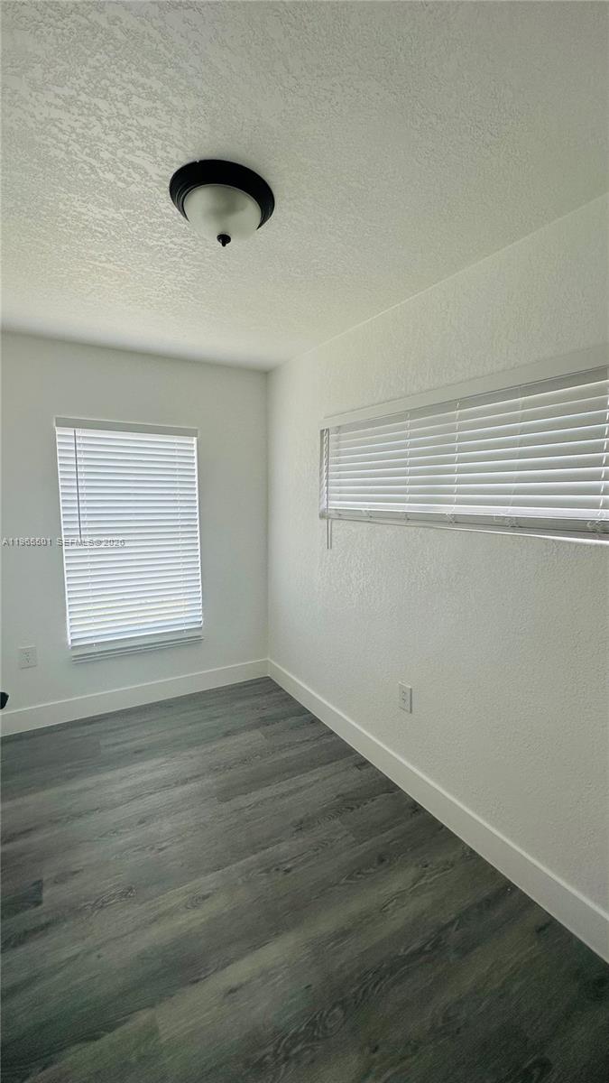 1100 NW 75th St Miami, FL 33150