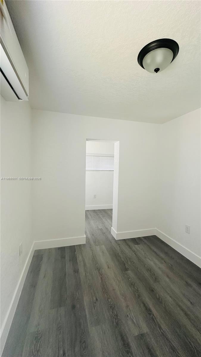 1100 NW 75th St Miami, FL 33150