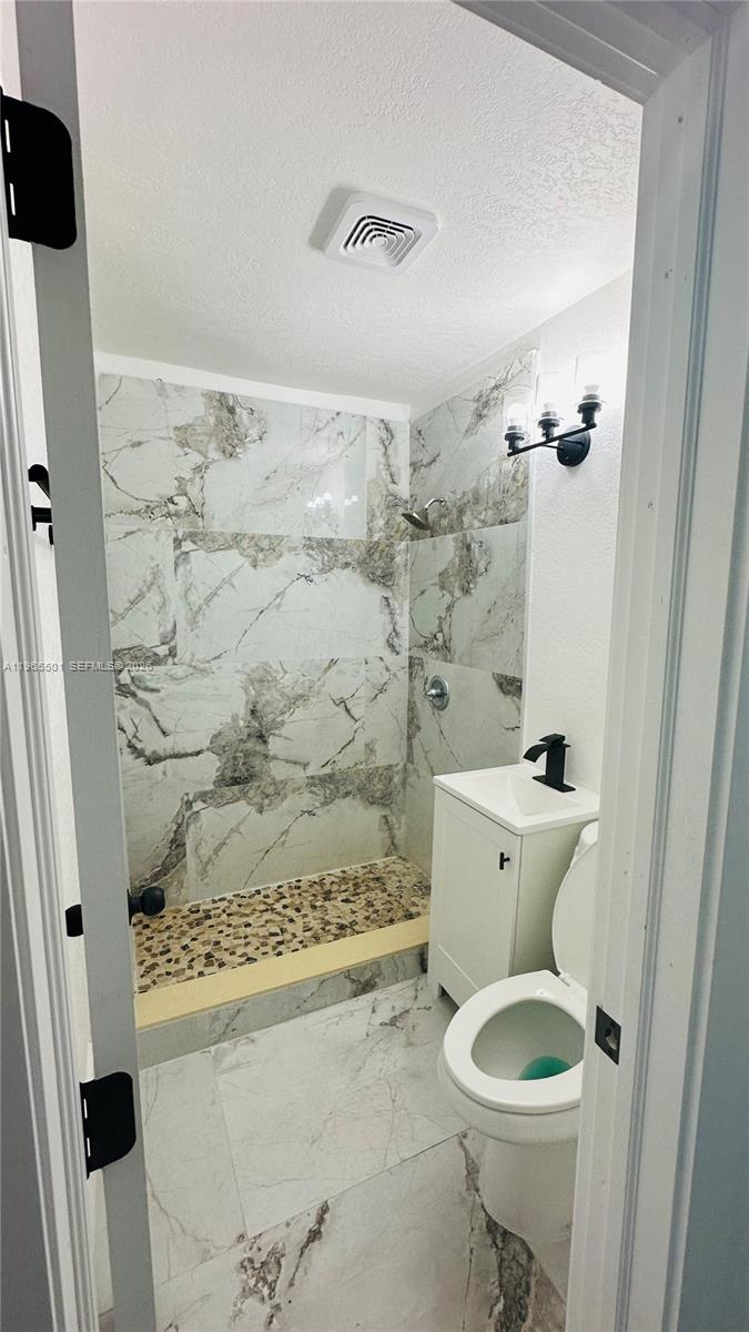 1100 NW 75th St Miami, FL 33150