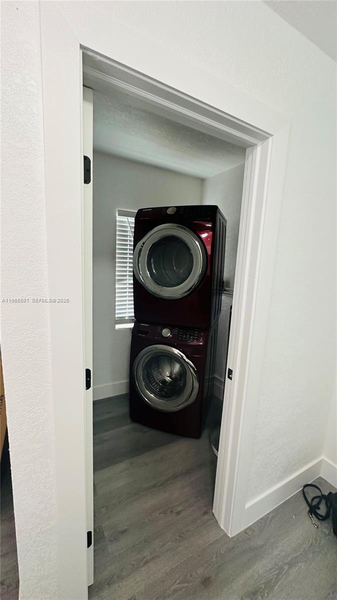 1100 NW 75th St Miami, FL 33150