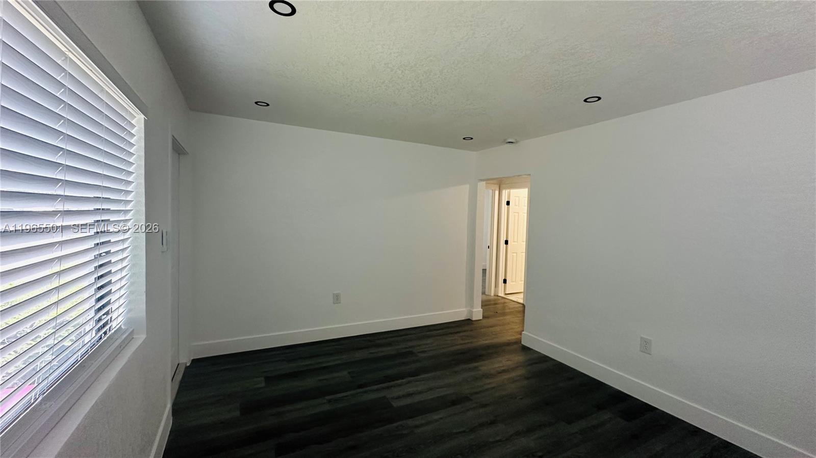 1100 NW 75th St Miami, FL 33150