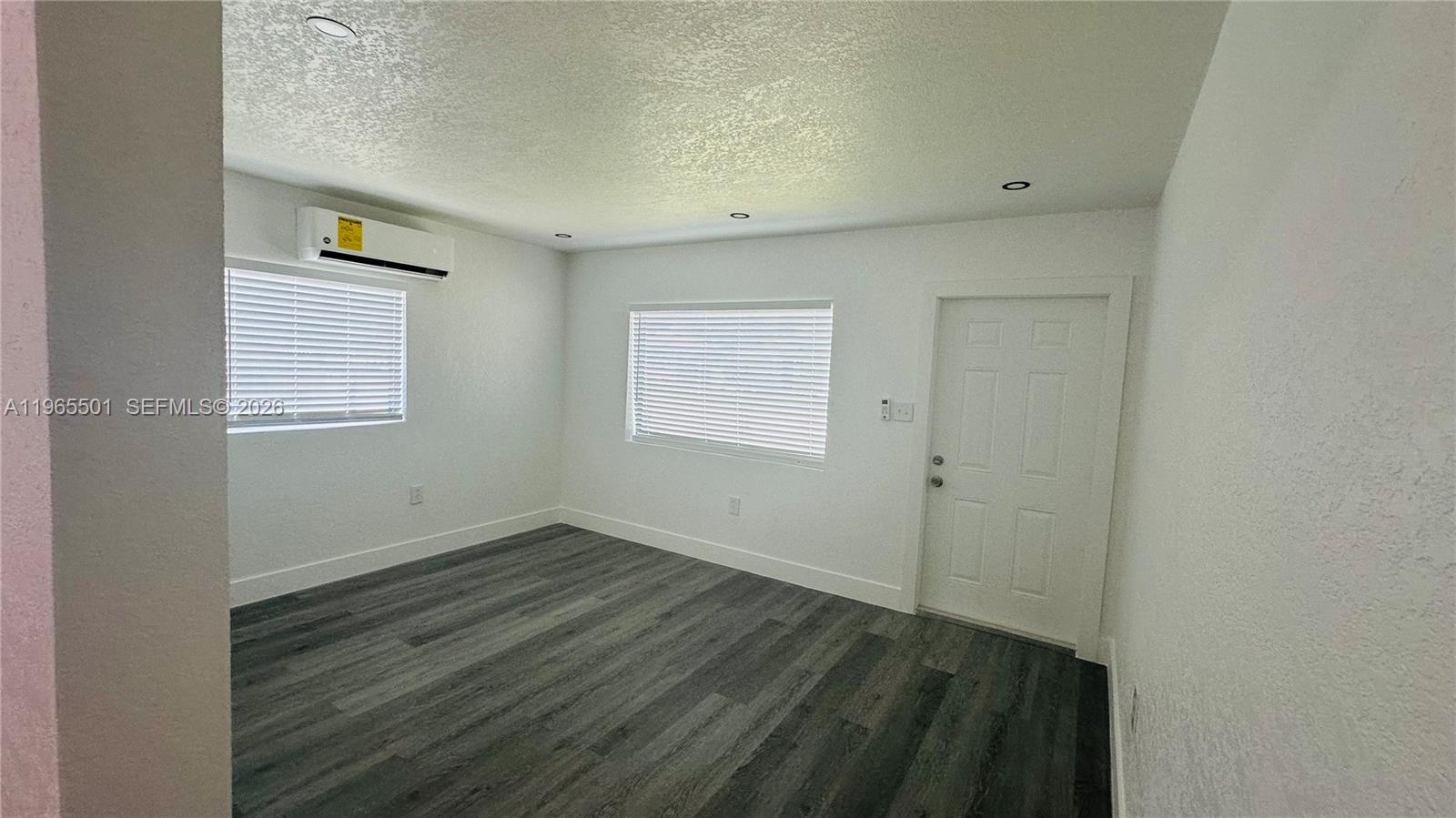 1100 NW 75th St Miami, FL 33150