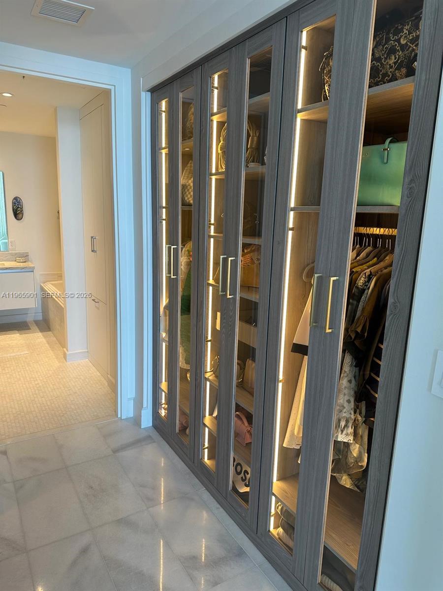 700 NE 26th Ter #5401 Miami, FL 33137