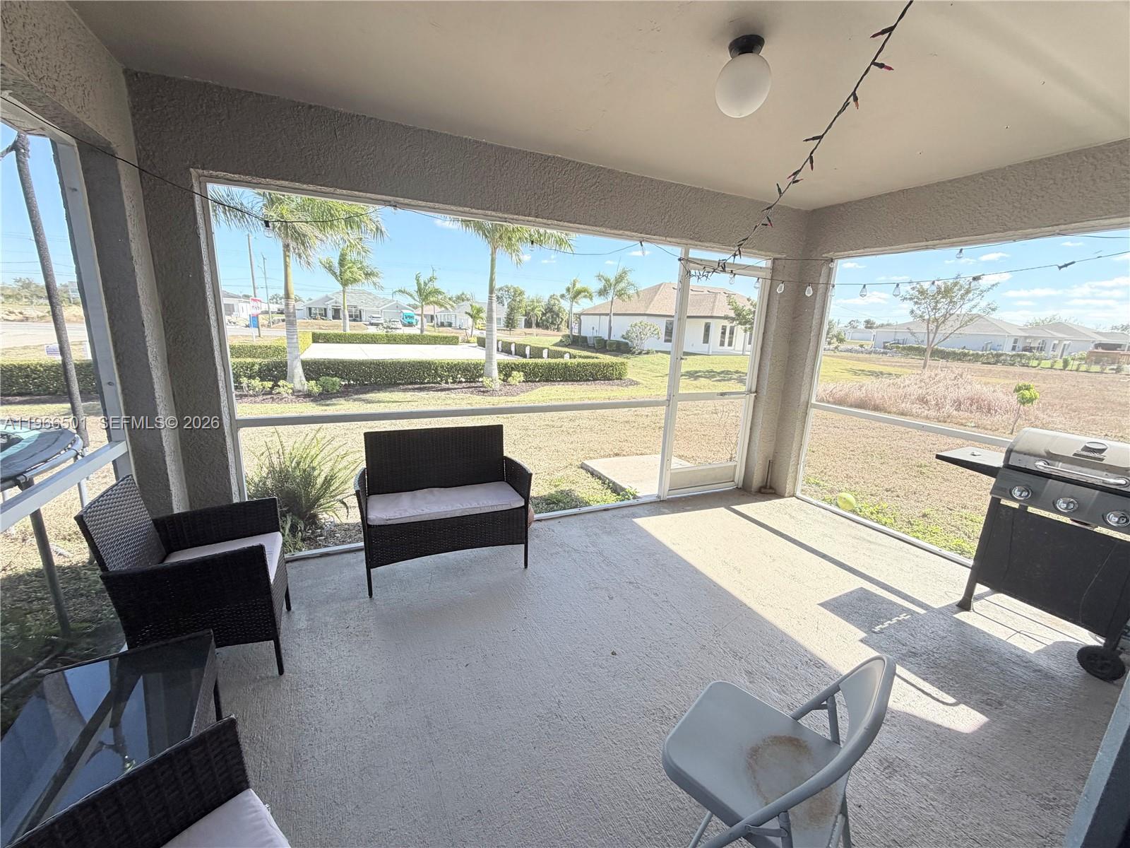 3625 NE 19th Pl Cape Coral, FL 33909